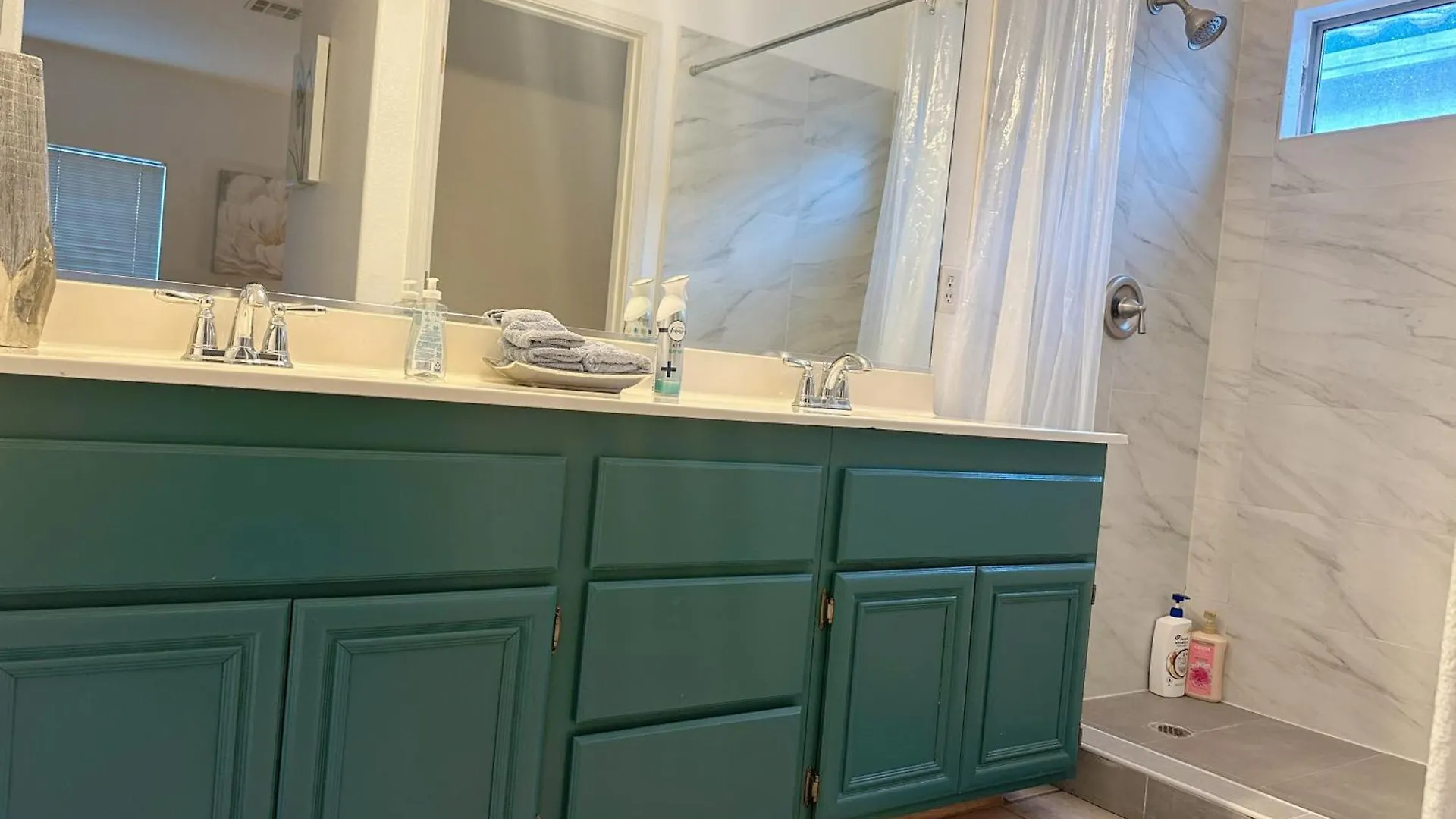 3 Bedrooms House With Private Pool Free Parking Las Vegas