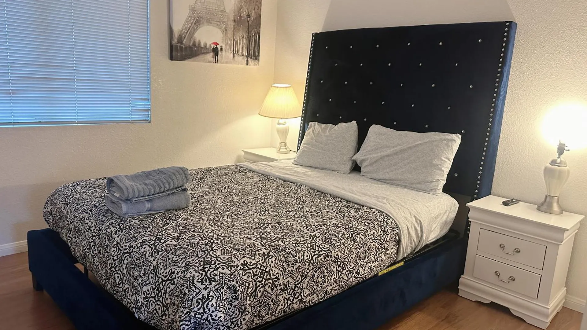 Vakantiehuis 3 Bedrooms House With Private Pool Free Parking Las Vegas